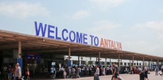 Antalya’ya 15 günde gelen turist sayısı belli oldu Turizm Bölgelerindeki Havalimanları Kaç Yolcu Ağırladı?