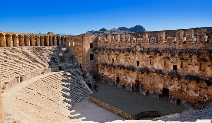 Aspendos Tiyatrosu