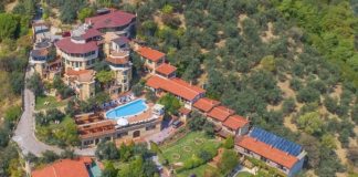 Bu köyde turizm var!