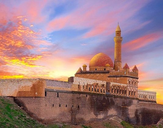 Ağrı’da kültür gezisi yapılacak en güzel yerler