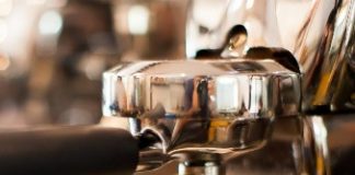 Kahve severler için tüm ihtiyaçlar Kaave Roastery mağazalarında