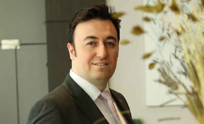 Centro Westside & Westside Arjaan by Rotana Istanbul Hotel Genel Müdürü Emre Güllüler