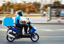 Aşçılar moto kurye oldu