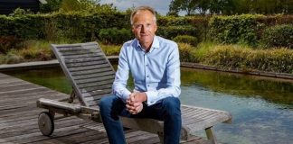 Seyahat acentalarının üçte biri pandemi nedeniyle iflas edecek! Hollanda Seyahat Acentaları Birliği (ANVR) Başkanı Frank Oostdam