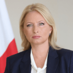 Türkiye vatandaşları için giriş kurallarını hafifletti