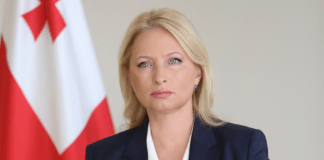 Türkiye vatandaşları için giriş kurallarını hafifletti