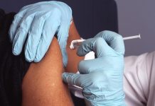 Toplu aşılamada öncelik turizme verildi! Üniversite Hastaneleri Alarmda: COVID-19 Vakalarında Ciddi Artış