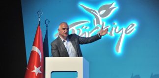 Bakan Ersoy: Turistlerin yoğun olarak geldiği illerdeki vaka sayısı Türkiye ortalamasının altında! Kültür ve Turizm Bakanı Mehmet Nuri Ersoy