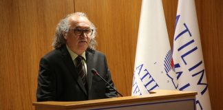 Nazmi Kozak’a “Turizm Araştırma ve Yayın Ödülü” verildi Anadolu Üniversitesi öğretim üyesi Prof. Dr. Nazmi Kozak
