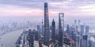 Dünya’nın en yüksek oteli hizmete açıldı