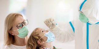 Uçuştan önce PCR testi ne kadar etkili? Üniversite Hastaneleri Alarmda: COVID-19 Vakalarında Ciddi Artış