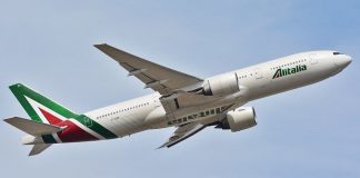 Uçuşlarını durdurma kararı aldı