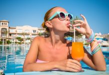 Otel Fiyatları Artarken Turistlerin Tercihi Neden Yunanistan ve İspanya? Otel Fiyatları Artarken Turistlerin Tercihi Neden Yunanistan ve İspanya?