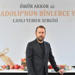 Şef Ömür Akkor ile canlı yemek sergisi Üsküdar’da