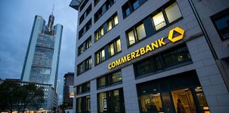 Dolar/TL tahminini yükseltti