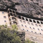 Sümela Manastırı ziyaretlere yeniden kapatıldı