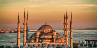 İstanbul’da görmeniz gereken ünlü camiler