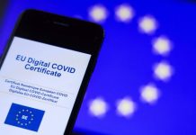 3. doz aşı yaptırmayan turistleri ülkeye almayacak