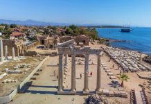 Side Antik Kenti Gece Daha Fazla Turist Çekiyor