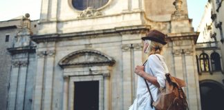 Turizm sektörünü şekillendirecek seyahat trendleri Kadınların Seyahat Tutkusu: Erkekleri Geride Bırakıyor!