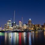 Sınırlarını turistlere tamamen açıyor Ülkeye Girişte Turistlerden Alınan Harca Yüzde 200 Zam