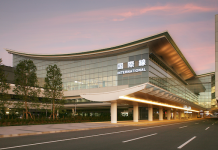 Bir ülke daha sınırlarını açıyor