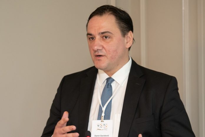 Karadağ Turizmden Sorumlu Devlet Bakanı Damir Davidovic