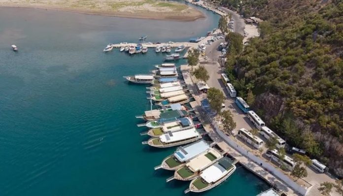 antalya demre yat limanı