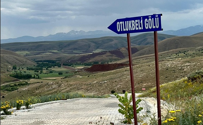 Otlukbeli Gölü