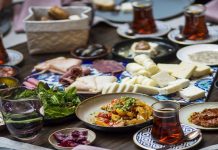 Lezzet dolu pazarlar Aila Brunch’ta