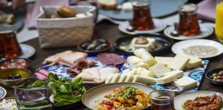 Lezzet dolu pazarlar Aila Brunch’ta