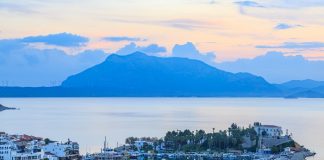 Tarihi Rotalar ve Mavi Koylarıyla Datça: Dört Mevsim Keşif Durağı Datça'ya nasıl gidilir? Datça’da mutlaka görülmesi gereken yerler