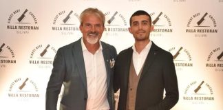 Villa Restoran Silivri görkemli bir törenle açıldı Villa Restoran Silivri Yönetim Kurulu Başkan Vekili Bertan Tapin ve Babası Rıdvan Tapin