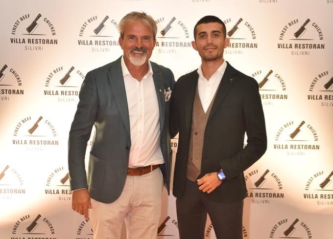 Villa Restoran Silivri Yönetim Kurulu Başkan Vekili Bertan Tapin ve Babası Rıdvan Tapin