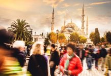 Ziyaretçi sayısı 40 milyonu, turizm geliri 35 milyar doları aştı