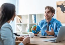 Turizmde kadın çalışan sayısı arttı Tatil Planınız İçin Doğru Tercih: İnternet mi, Uzman Seyahat Acentası mı?