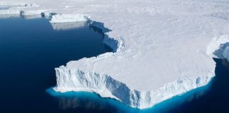 Antarktika’da ‘Paris’in 15 katı büyüklüğünde’ buzul koptu