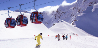 Uludağ’da Mevsimin İlk Kar Yağışı Etkili Oluyor