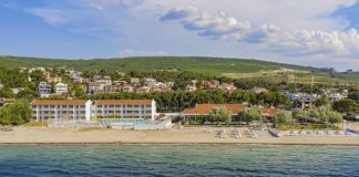 Denize sıfır otel 61 milyon liraya satılık otel Denize sıfır otel 61 milyon liraya satılık otel