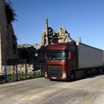 İçinden TIR geçen antik kent İçinden TIR geçen antik kent