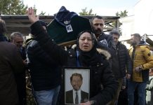 Rehber Nazımcan Hartlap, İstanbul’da son yolculuğuna uğurlandı rehber Nazımcan Hartlap, İstanbul'da son yolculuğuna uğurlandı.