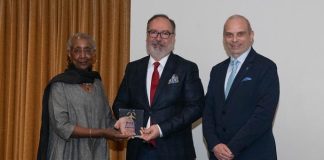 Mehmet Nane’ye yurtdışından ödül Mehmet Nane’ye yurtdışından ödül