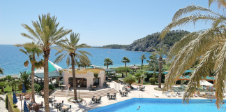 Rus turistlere Türkiye’deki “ölümcül tehlike” için uyarı Rus turistlere Türkiye’deki "ölümcül tehlike" için uyarı