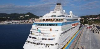 Amasra’ya kruvaziyerle sezonunun ilk turistleri geldi