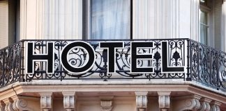 İstanbul’da ruhsat alan otel sayısı yüzde 100 arttı Firuz Bağlıkaya'dan İç Turizmde Tekelci Zihniyete Sert Eleştiri