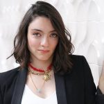 Merve Dizdar uçağa alınmadı, isyan etti Merve Dizdar uçağa alınmadı, isyan etti