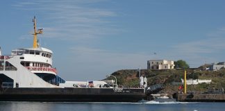 Gökçeada ve Bozcaada feribot hatlarına ek seferler