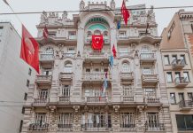 Taksim’de bir tarih ve sanat üssü olarak Mısır Apartmanı