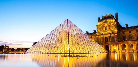 Louvre Müzesi - Paris, Fransa
