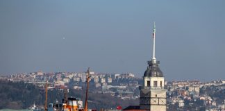 Kız Kulesi: Fotoğrafçı Nil Göksel’in Objektifinden Geçmişten Günümüze Restorasyon Öncesi Kız Kulesi: 5 Şubat 2022